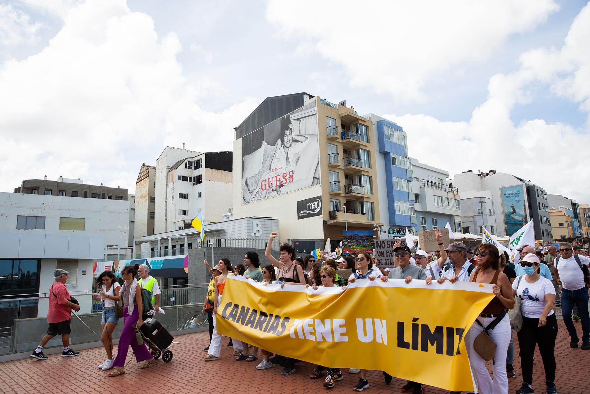 Manifestación Canarias se agota - 11
